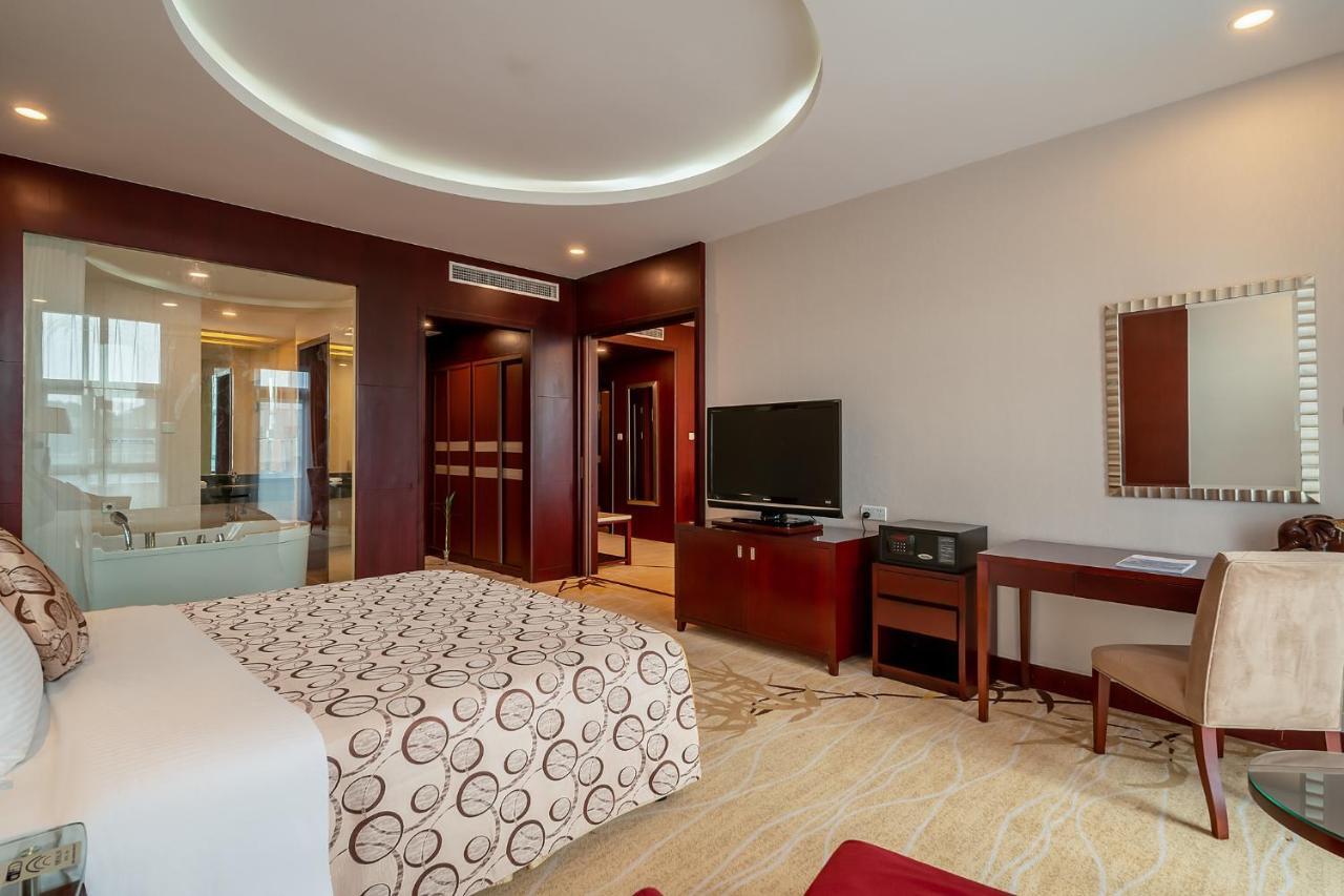 Grand Metropark Hotel Shandong Цзинань Экстерьер фото