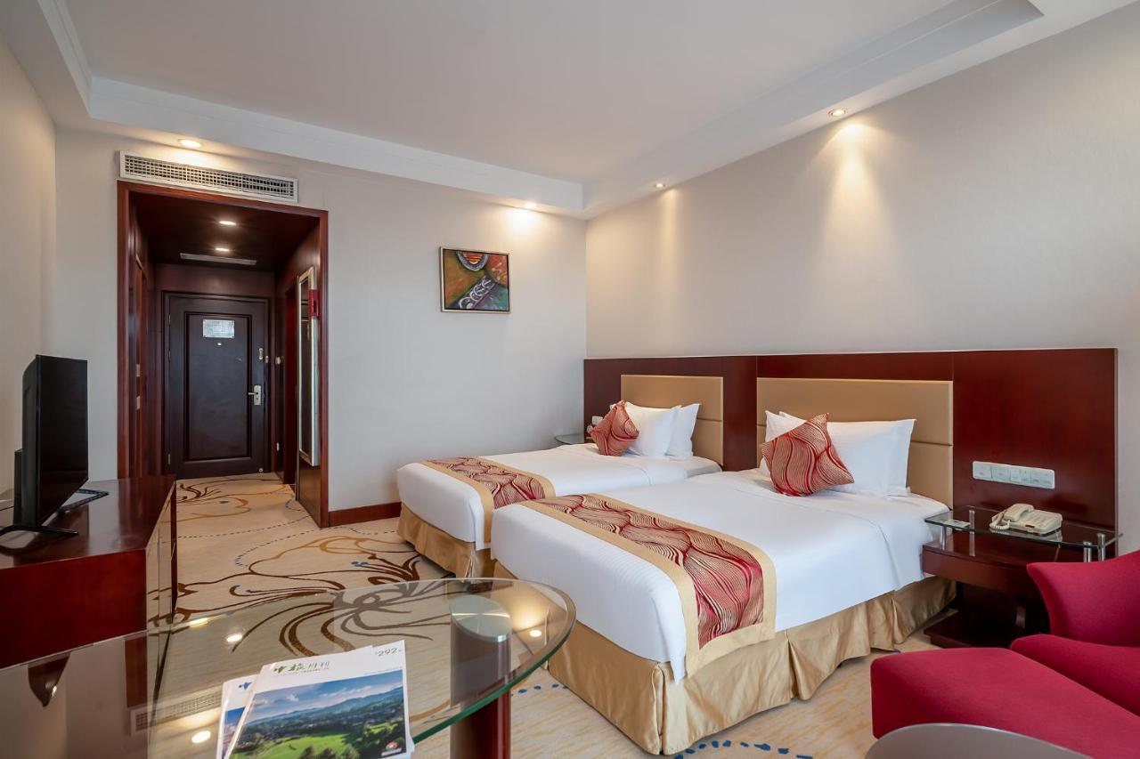 Grand Metropark Hotel Shandong Цзинань Экстерьер фото
